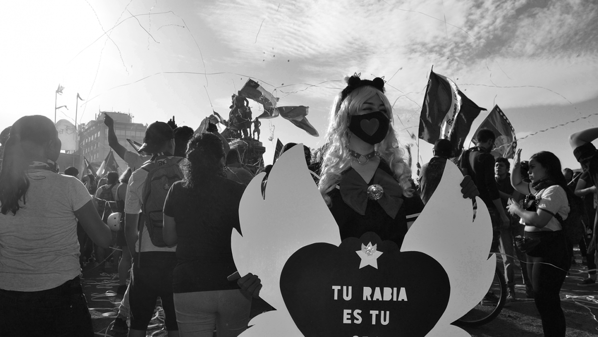 Exposición Cita a Ciegas / Amuleto en Resistencia: ¡TRANSFORMACIÓN!