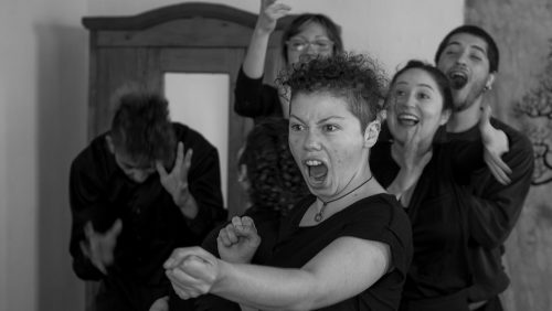 Laboratorio Teatral: Emoción, cuerpos en acción – TEATRO